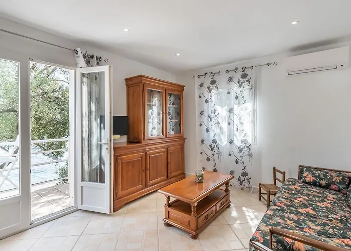 Cappone By Interhome 公寓 萨里索伦札拉